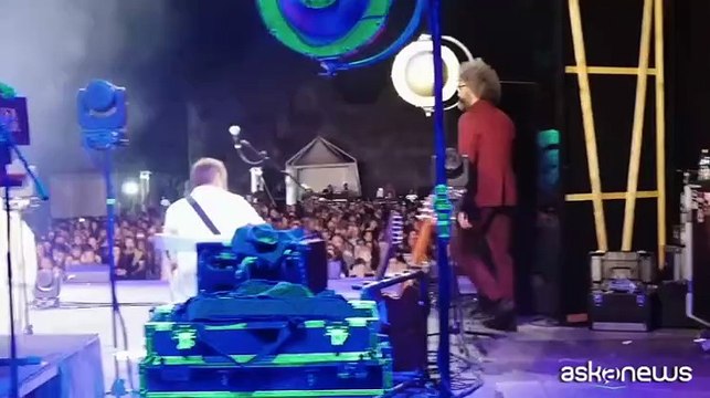 Simone Cristicchi, il tour per i 20 anni di carriera: «Il mio viaggio, dal punk alla musica da camera»