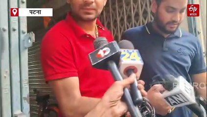 अनुष्का यादव से मिलने घर पहुंचे तेज प्रताप यादव, कहा- 'मेरा परिवारिक रिश्ता'