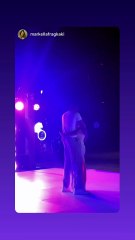 Ο Κώστας Αντετονκούμπο και η σύντροφός του στη βάφτιση της κόρης τους