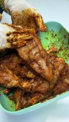 تتبيلة رهيبة للدجاج المشوي على الفحم أو بالفرن