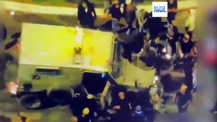 Un gruppo di coloni israeliani ha dato fuoco a una base militare in Cisgiordania