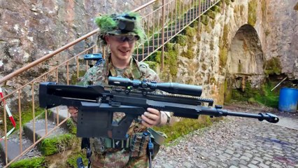 I Bought some EXOSKELETON Robot-legs To Beat Everyone at Airsoft