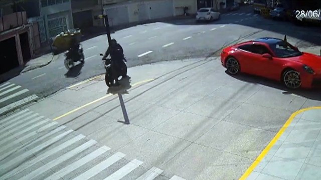 Dono de Porsche reage a assalto e troca tiros com criminosos