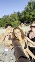 Découvre la vraie définition du bonheur avec l'été et l'amitié ☀️