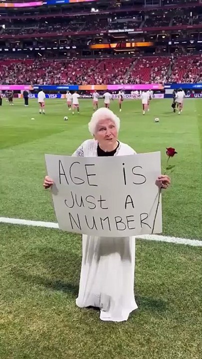 fanática se roba el corazón de Lionel Messi y las redes sociales