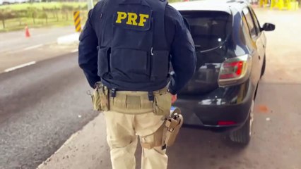PRF apreende mais de 100 quilos de maconha na BR-487, em Alto Paraíso