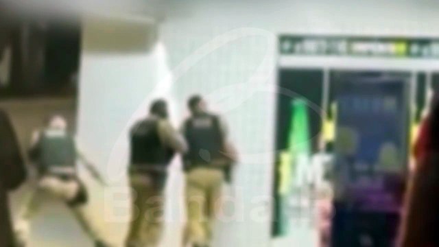 Mulher mata marido a facadas e comemora crime bebendo com amigos em loja de conveniência no Paraná