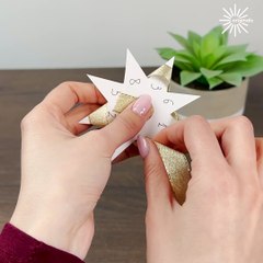 Who needs store-bought bows? DIY is the way! 🎀