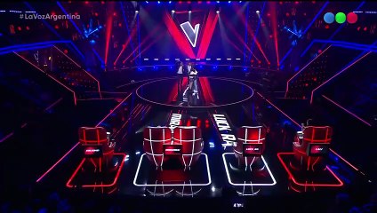 Un partcipante cantó, enamoró y propuso casamiento en La Voz Argentina: así fue el momento