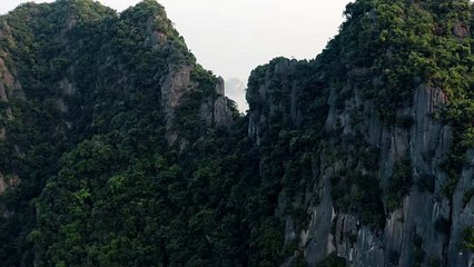 Ha Long Bay by Air 02