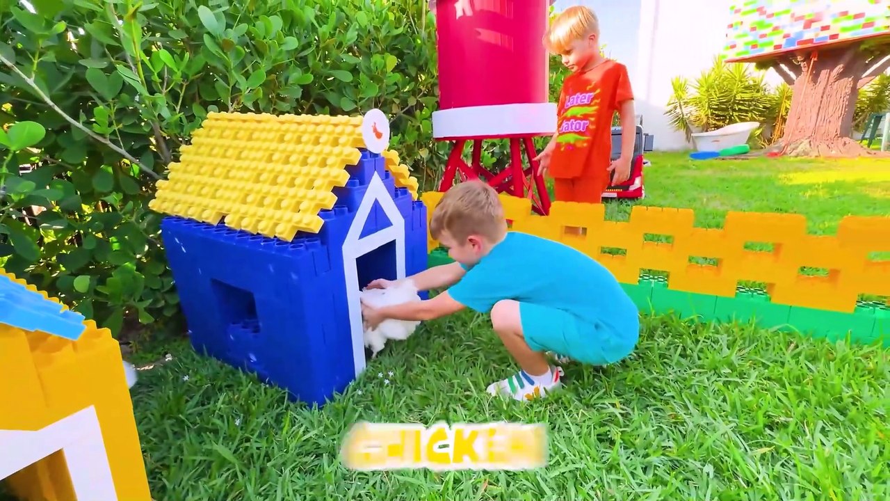 Chris built a Tree Playhouse and other Adventures with friends