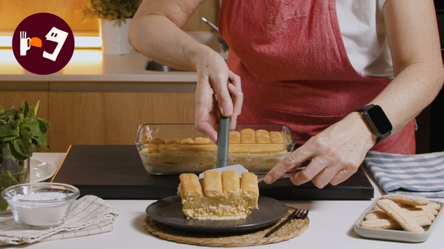La tarta de flan y soletillas más fácil y deliciosa sin horno y sin huevo