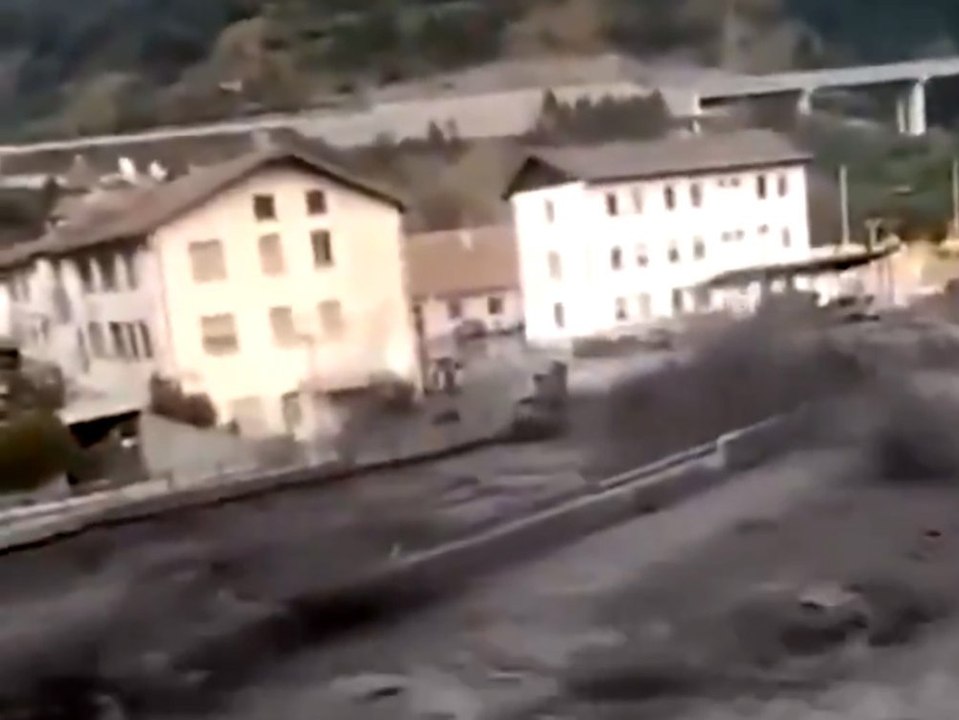 Italien: Schlammlawinen fluten Touristenort