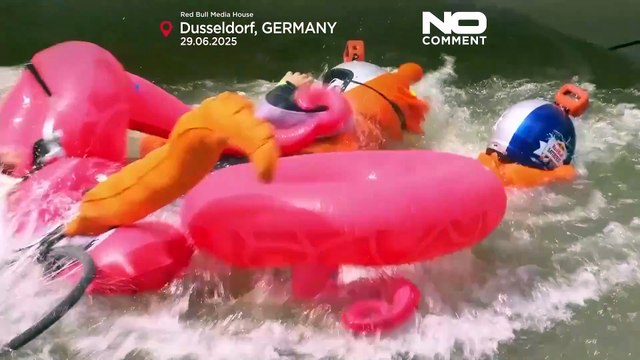 NO COMMENT: Los autos locos arrasan en el Red Bull Sattelfest de Düsseldorf