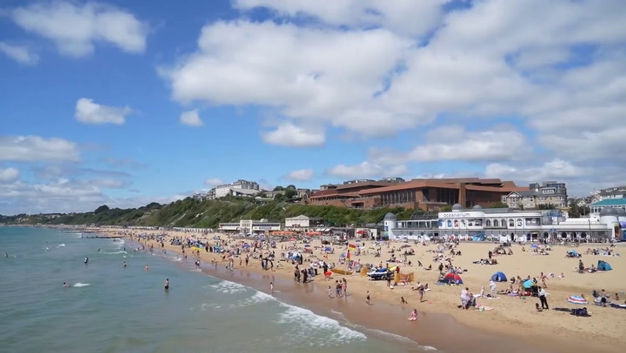 Can you cancel holidays in extreme heat and wildfires? Simon Calder explains