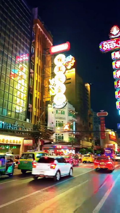 Bangkok Beats – A City of Chaos, Culture & Color 🇹🇭✨ Part 1