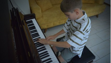 Oyuncak org ile müzikle tanıştı, 11 yaşında uluslararası ödüllerin sahibi oldu