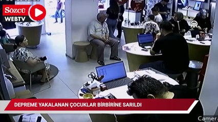 Bursa iki depremle sallandı, depreme yakalanan çocuklar birbirine sarıldı