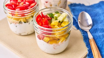 How to Make a Cottage Cheese Snack Jar with Tomatoes, Cucumbers & Bell Peppers