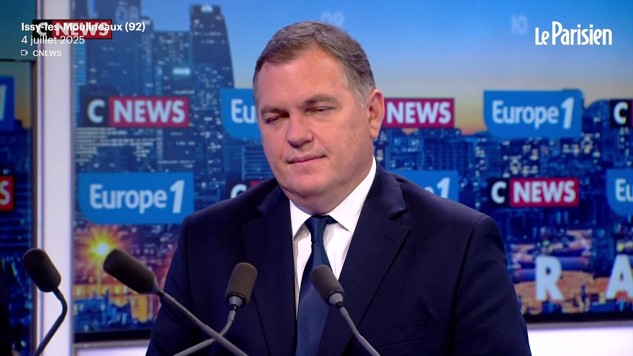 Grève des contrôleurs aériens : « C'est inacceptable », s'insurge le ministre des Transports