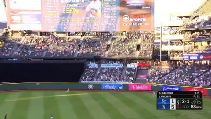 Cuadrangular 33 de Cal Raleigh