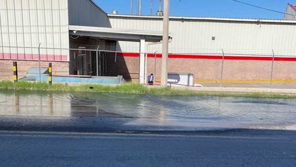 Ultimátum a tienda por derrame de aguas negras en la Anáhuac