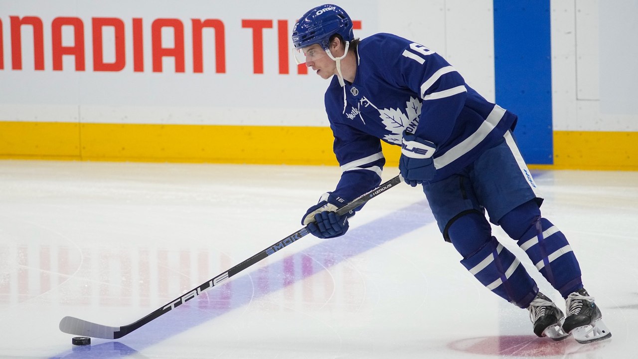 NHL Free Agency Updates: Key Player Moves & Team Outlooks