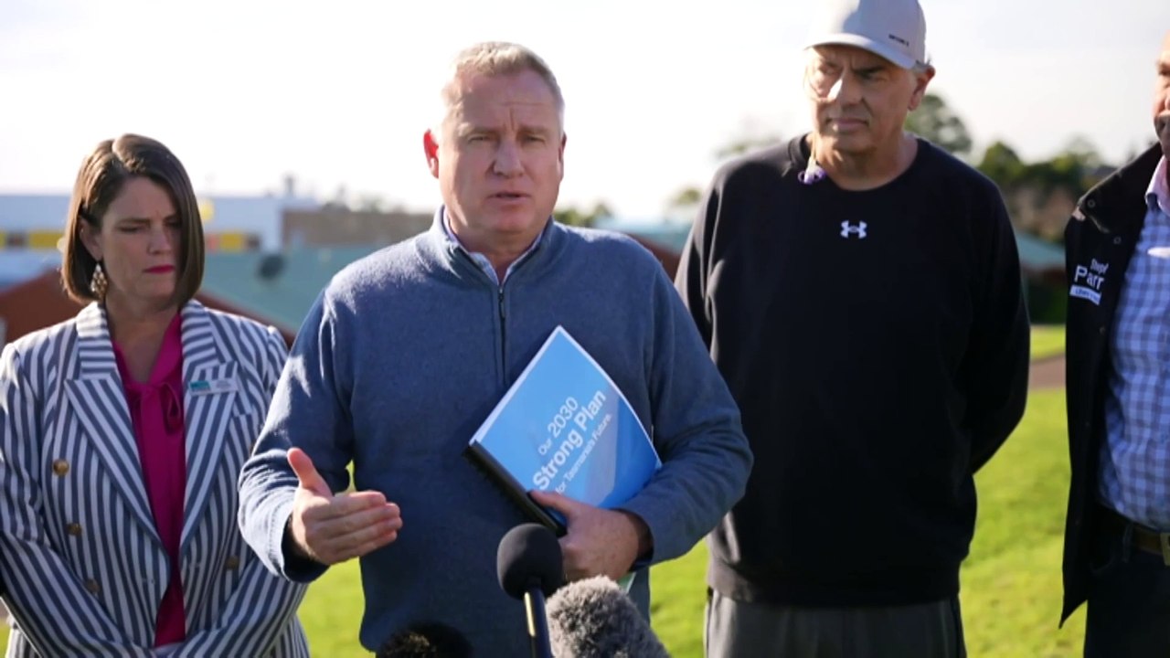 Major parties focused on health and cost of living as core election issues