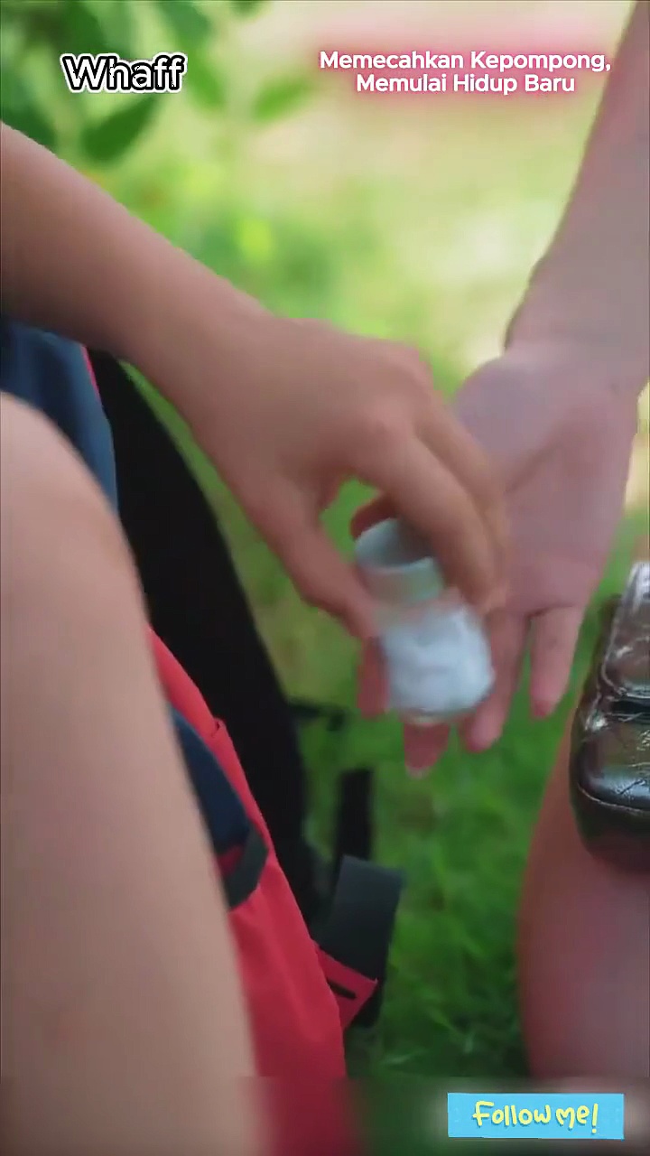  Memecahkan kepompong memulai hidup baru | breaking the cocoon starting a new life - part 1