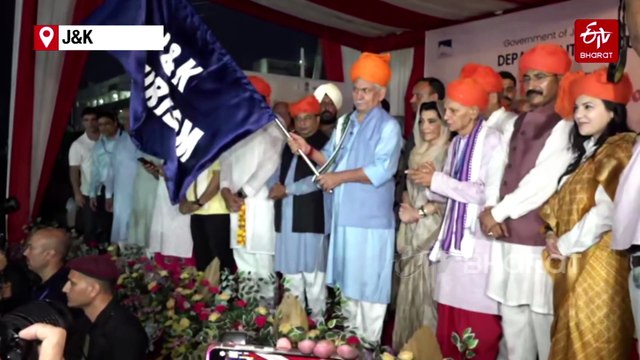 Jammu And Kashmir LG Flags Off First Batch Of Amarnath Yatra Amid Multi-Tier Security