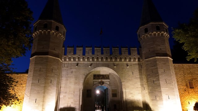 Topkapı Sarayı gece ziyaretçilerini ağırlamaya başladı: Yaz boyunca devam edecek