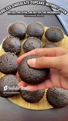 Easy Eggless Chocolate cupcake recipe without oven #shorts #cupcake #chocolatecupcake #egglesscake