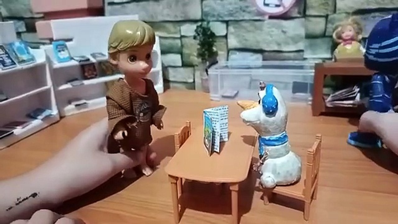 to day christoher is at the 🏫📚 library' again . pt 3