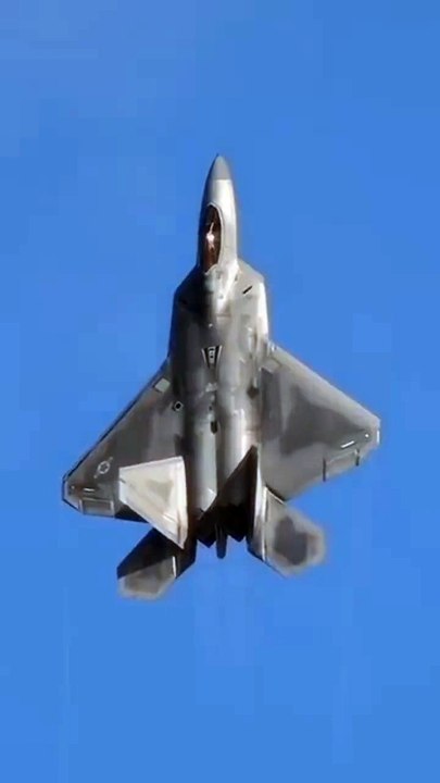 Ce pilote de F-22 est incroyable