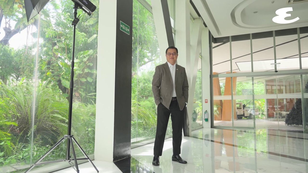 Corner Office With Ronnie L. Aperocho | Esquire Philippines