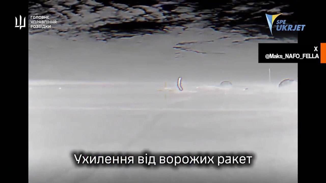 Oekraïense drones vallen Su-30 gevechtsvliegtuig en Russisch luchtverdedigingssysteem aan