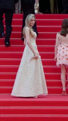 بعيداً عن اللوكات الدراماتيكية: مهرجان كان يحتفي بالجمال الهادئ هذا العام