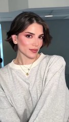 العودة إلى الجذور: كيف أصبح الشعر الطبيعي رمزاً للجمال بالنسبة لـ "الجيل زد"