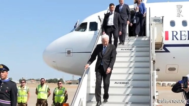 Mattarella alla cerimonia di consegna delle Aquile di pilota militare