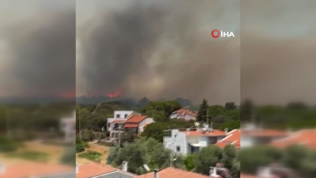 İzmir’in Çeşme ilçesinde orman yangını