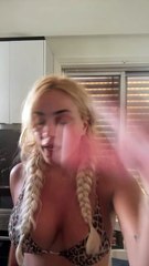 Κόνι Μεταξά: Η απίστευτη αποκάλυψη της στο Instagram - «Το κάνει κανένας άλλος αυτό;»