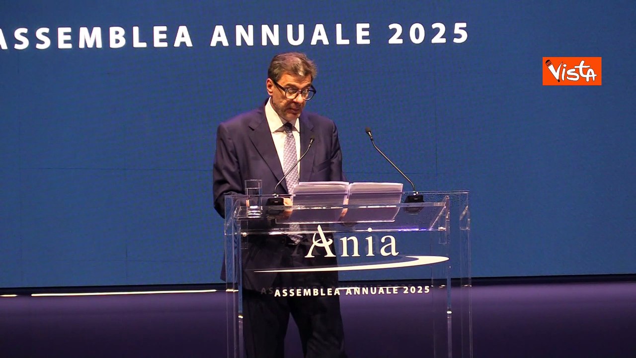 Giorgetti. "Grazie per la fiducia a compagnie assicurative, investono per il 21% in titoli di Stato"