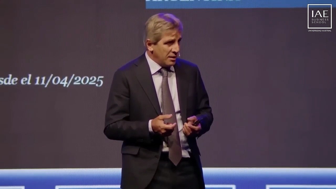 Luis Caputo: "Hay gente que desde hace 18 meses está haciendo cerrar empresas"