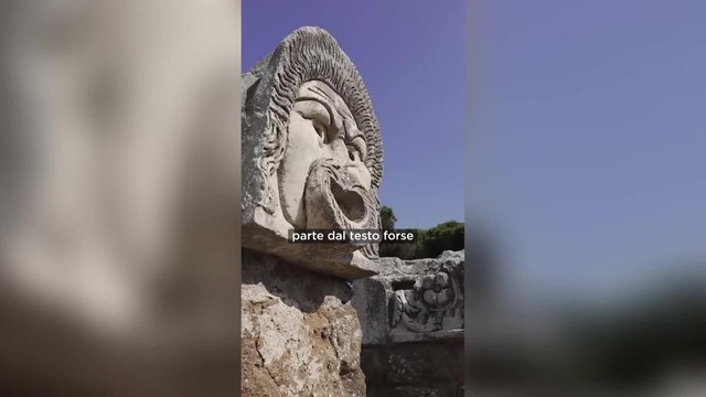 «Edipo re» al Teatro di Ostia Antica con la regia di Luca De Fusco: «Da vent'anni sognavo di portare in scena la tragedia. Il mio faro è Magritte»