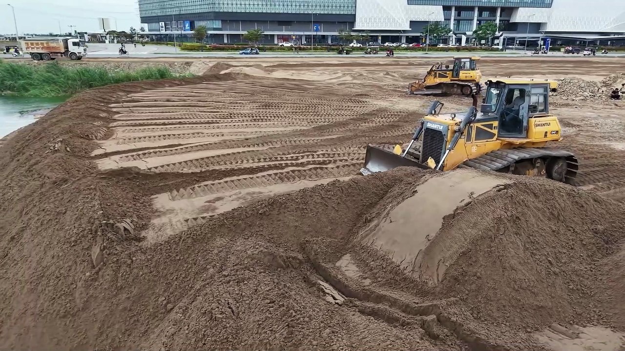 Incredible!!! Showing Dozer In Water And Technical Skills Helping By Dozer Mov Sand Into Water