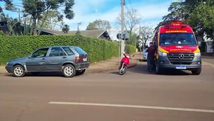 Motociclista de 72 anos fica ferido após colisão com carro na Rua Maranhão