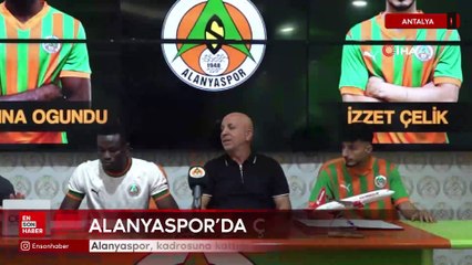Alanyaspor, kadrosuna kattığı 2 futbolcu için imza töreni düzenledi