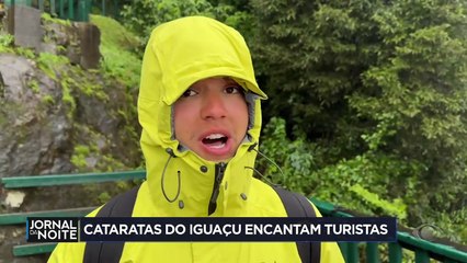 Cataratas do Iguaçu encantam turistas