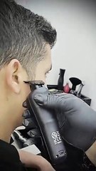 DEGRADADO- fade alto con Decoloración y matizado- Buena transformación para este cliente en la barberia