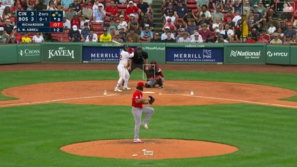 Wilyer Abreu rompe el empate con sencillo productor